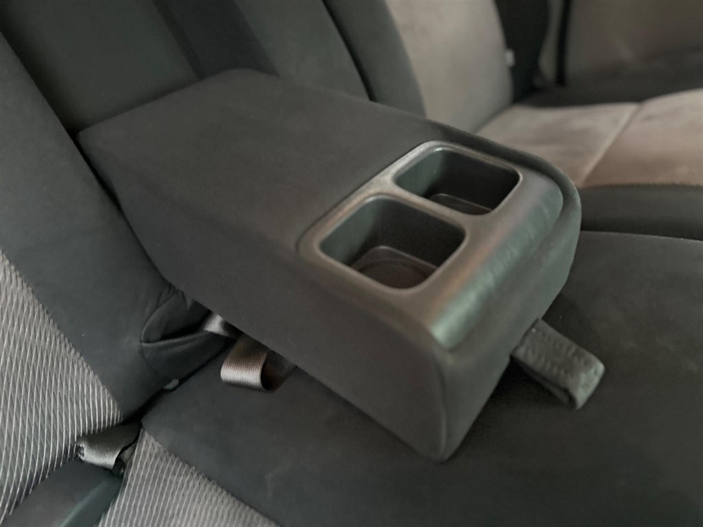 Used Toyota Estima 2023 for sale - 76442161: Photo 60