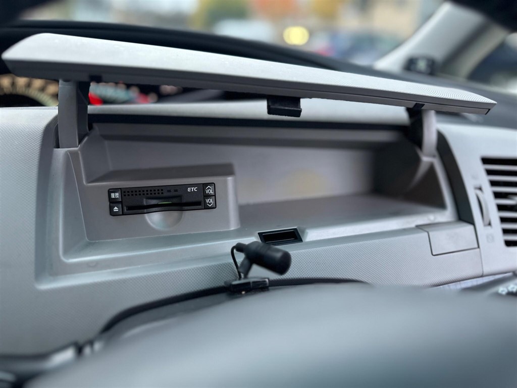 Used Toyota Estima 2023 for sale - 76442161: Photo 66