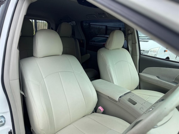 Used Toyota Estima 2010 for sale - 75570181: Photo 11