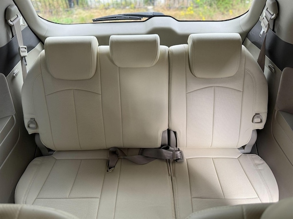 Used Toyota Estima 2010 for sale - 75570181: Photo 32