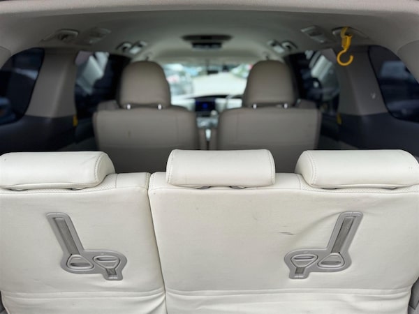 Used Toyota Estima 2010 for sale - 75570181: Photo 35