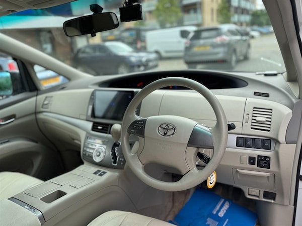 Used Toyota Estima 2010 for sale - 75570181: Photo 9