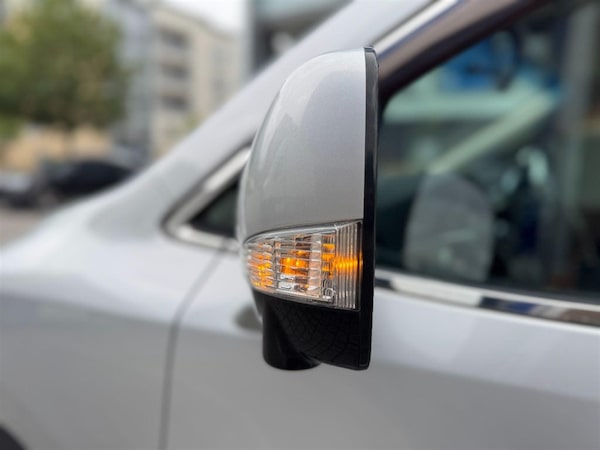 Used Nissan Elgrand 2010 for sale - 75679488: Photo 26