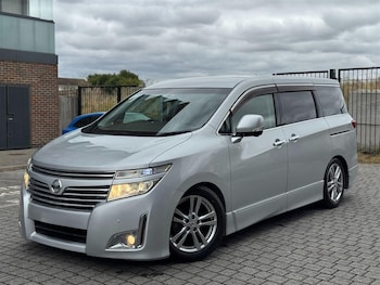 Used Nissan Elgrand 2010 for sale - 75679488: Photo