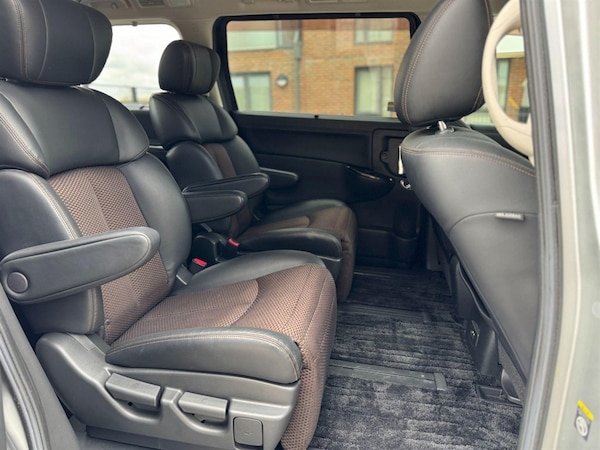 Used Nissan Elgrand 2010 for sale - 75679488: Photo 38