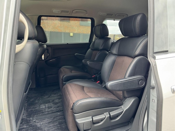 Used Nissan Elgrand 2010 for sale - 75679488: Photo 39