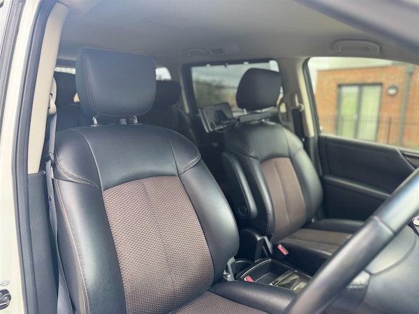 Used Nissan Elgrand 2013 for sale - 75675397: Photo 12