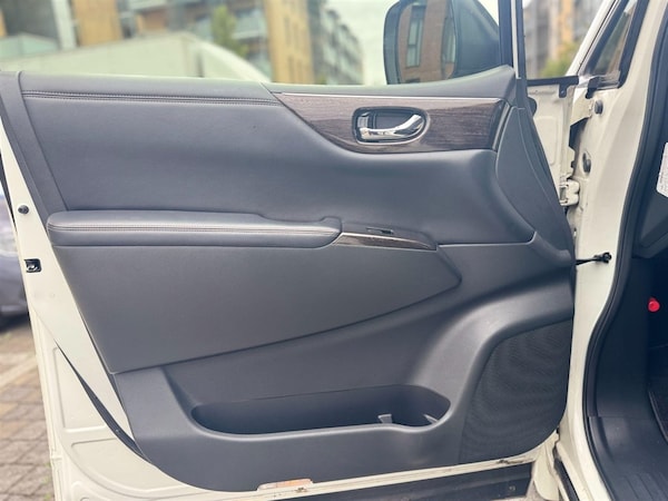 Used Nissan Elgrand 2013 for sale - 75675397: Photo 28