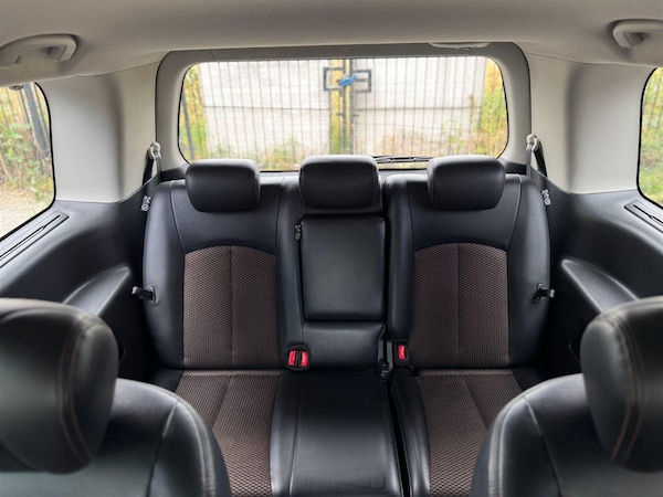 Used Nissan Elgrand 2013 for sale - 75675397: Photo 45