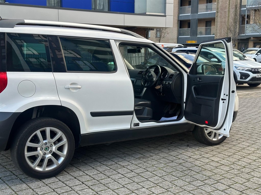 Used Skoda Yeti 2011 for sale - 77055735: Photo 11