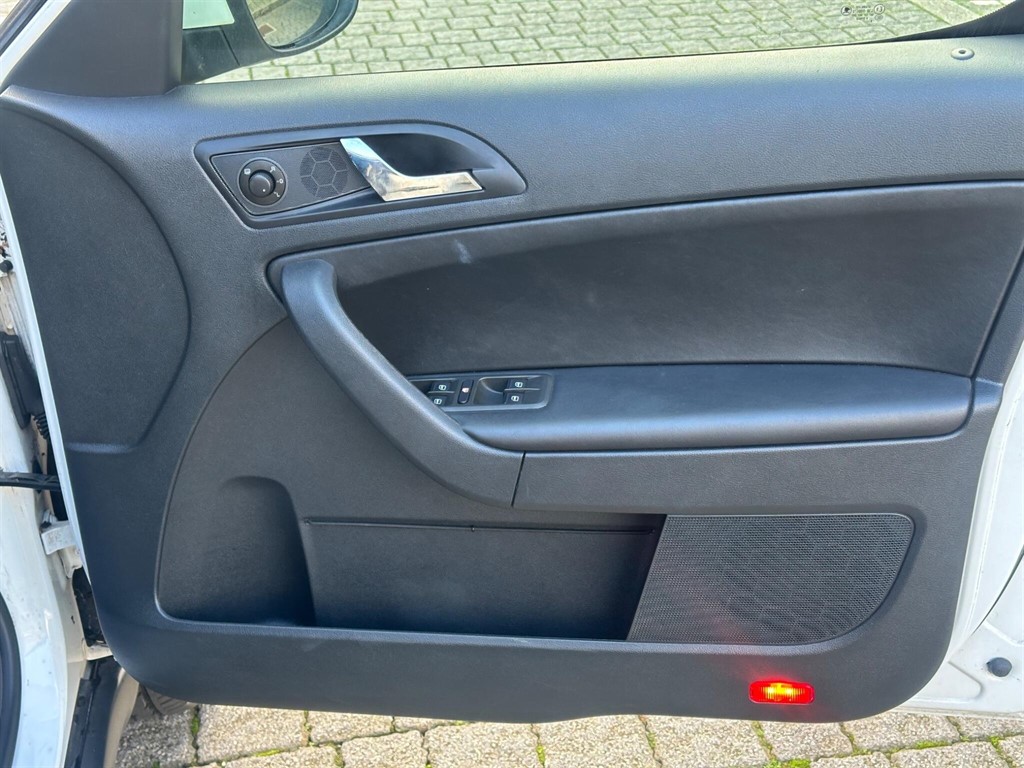 Used Skoda Yeti 2011 for sale - 77055735: Photo 32