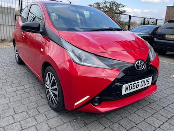 Used Toyota AYGO 2017 for sale - 79541512: Photo