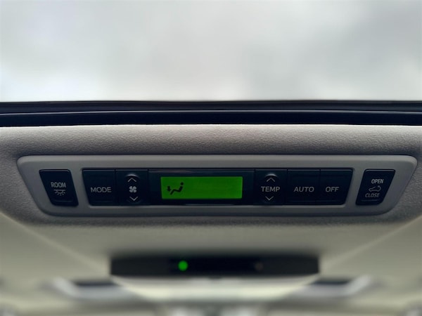 Used Toyota Alphard 2013 for sale - 75570896: Photo 41
