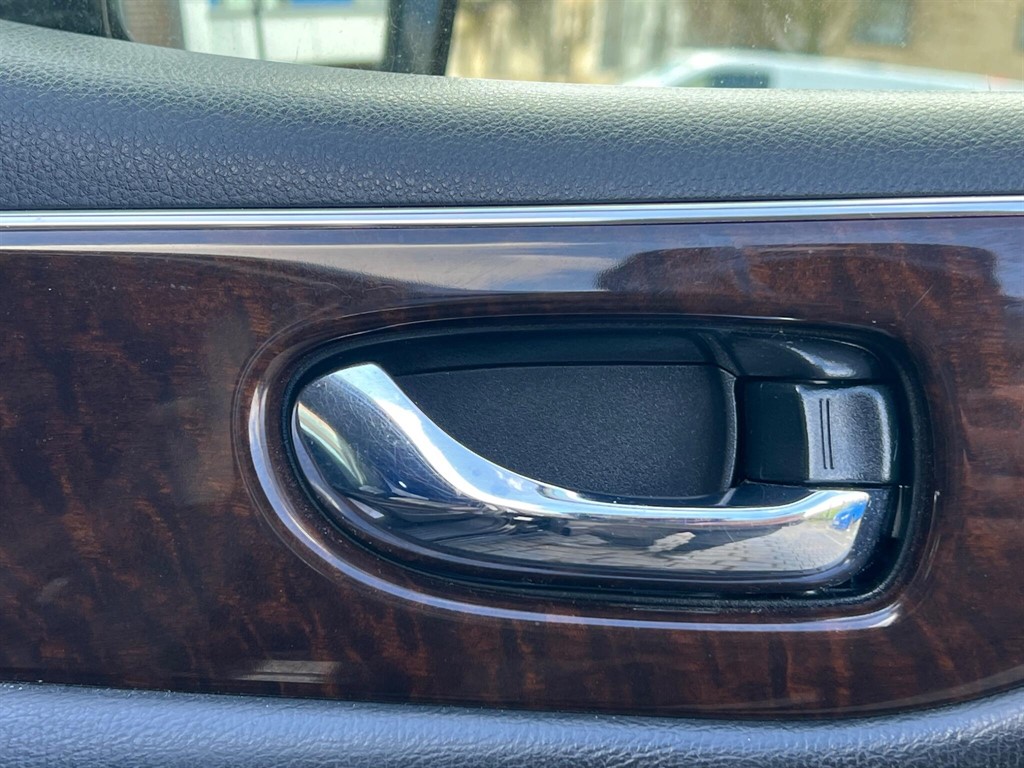 Used Nissan Elgrand 2019 for sale - 78118109: Photo 26