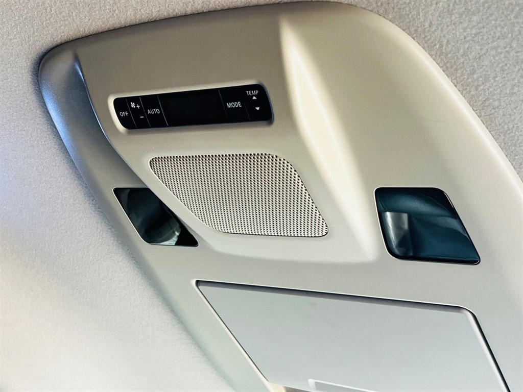 Used Nissan Elgrand 2019 for sale - 78118109: Photo 60