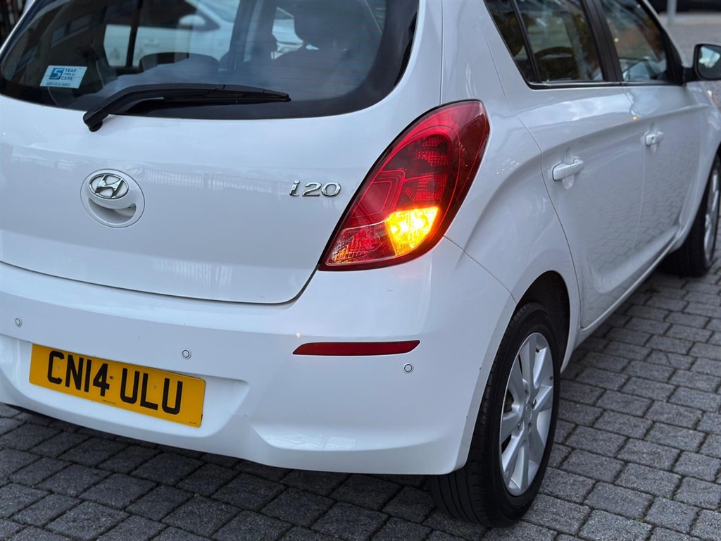Used Hyundai i20 2014 for sale - 76404938: Photo 15