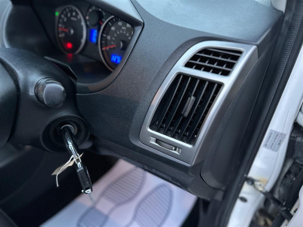 Used Hyundai i20 2014 for sale - 76404938: Photo 21