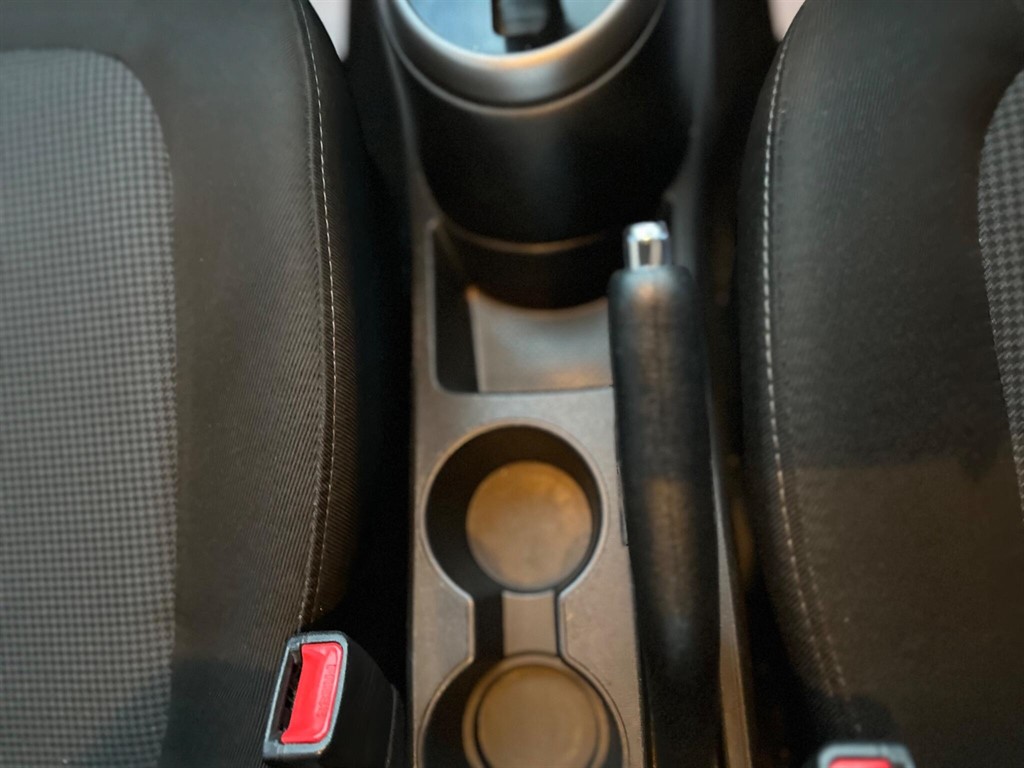 Used Hyundai i20 2014 for sale - 76404938: Photo 24