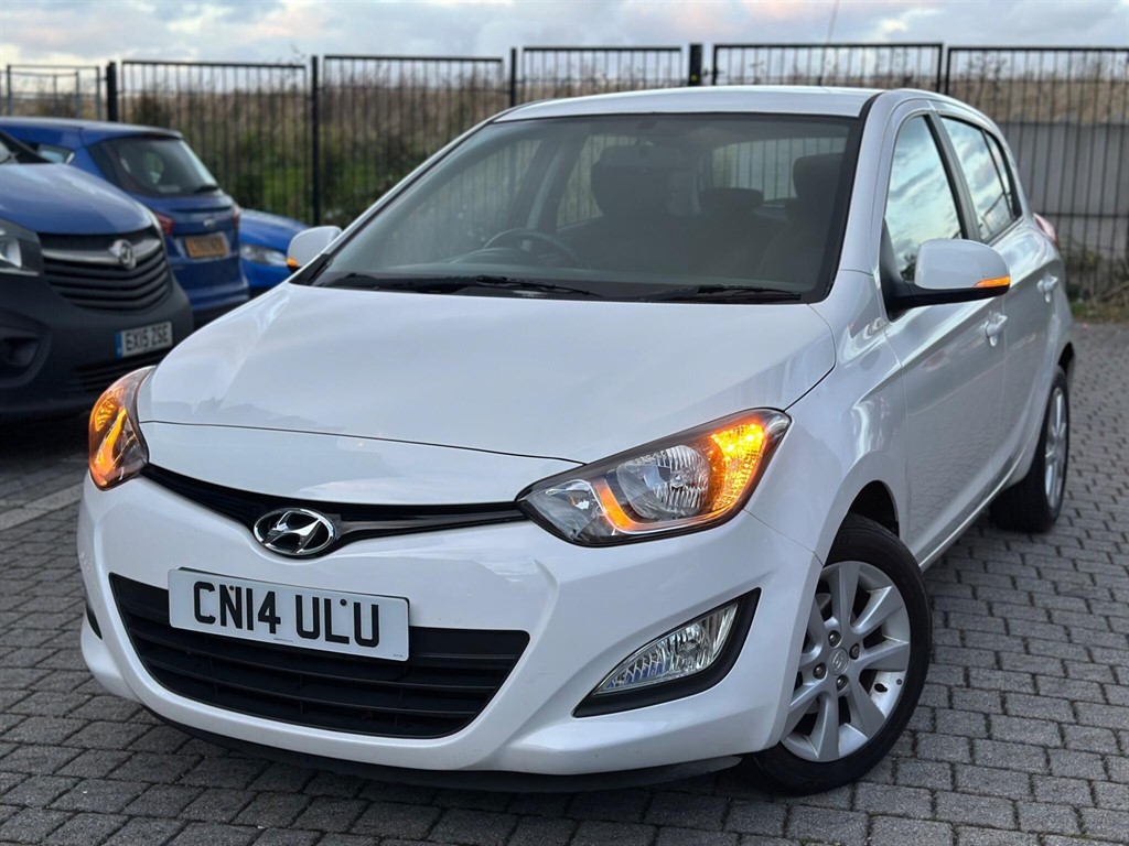 Used Hyundai i20 2014 for sale - 76404938: Photo 3