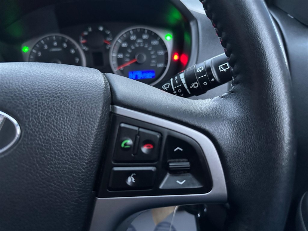 Used Hyundai i20 2014 for sale - 76404938: Photo 40