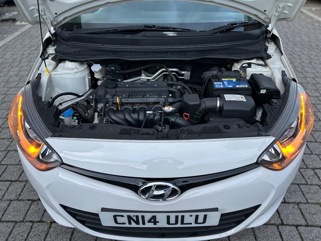 Used Hyundai i20 2014 for sale - 76404938: Photo 48