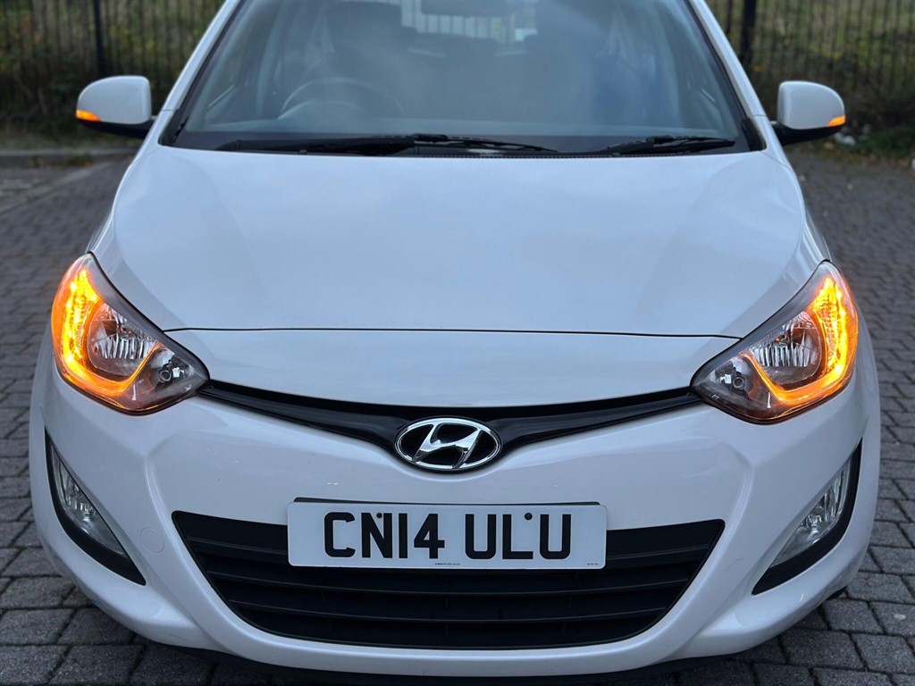 Used Hyundai i20 2014 for sale - 76404938: Photo 6