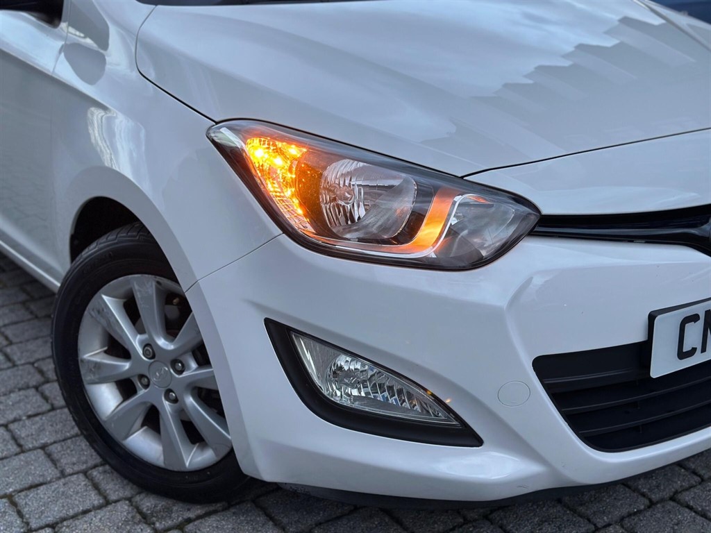 Used Hyundai i20 2014 for sale - 76404938: Photo 67