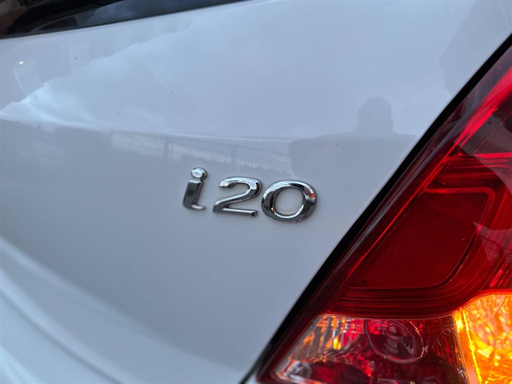 Used Hyundai i20 2014 for sale - 76404938: Photo 72