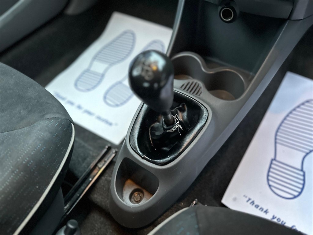 Used Peugeot 107 2010 for sale - 76960378: Photo 21