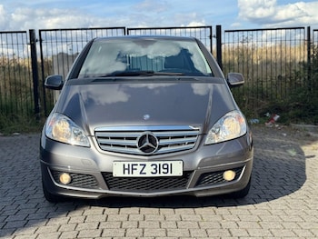 Used Mercedes-Benz A-Class 2011 for sale - 75943649: Photo