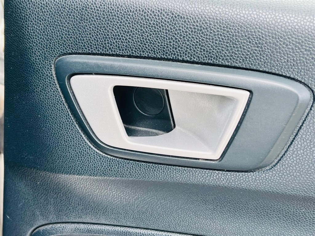 Used Ford Fiesta 2011 for sale - 78219097: Photo 26