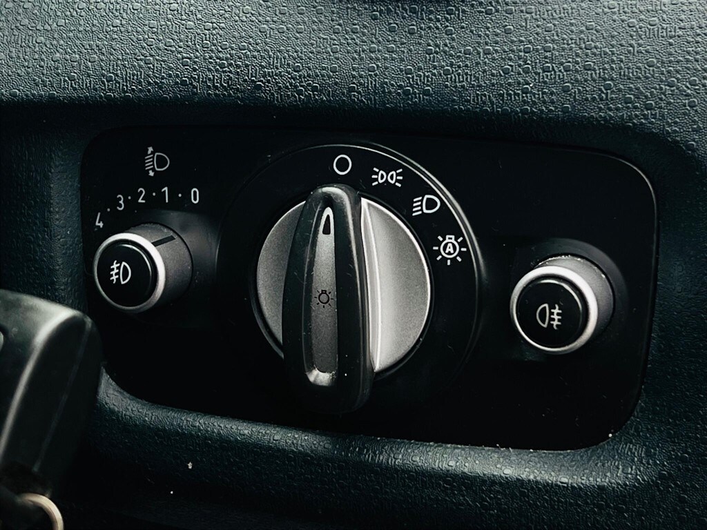 Used Ford Fiesta 2011 for sale - 78219097: Photo 34