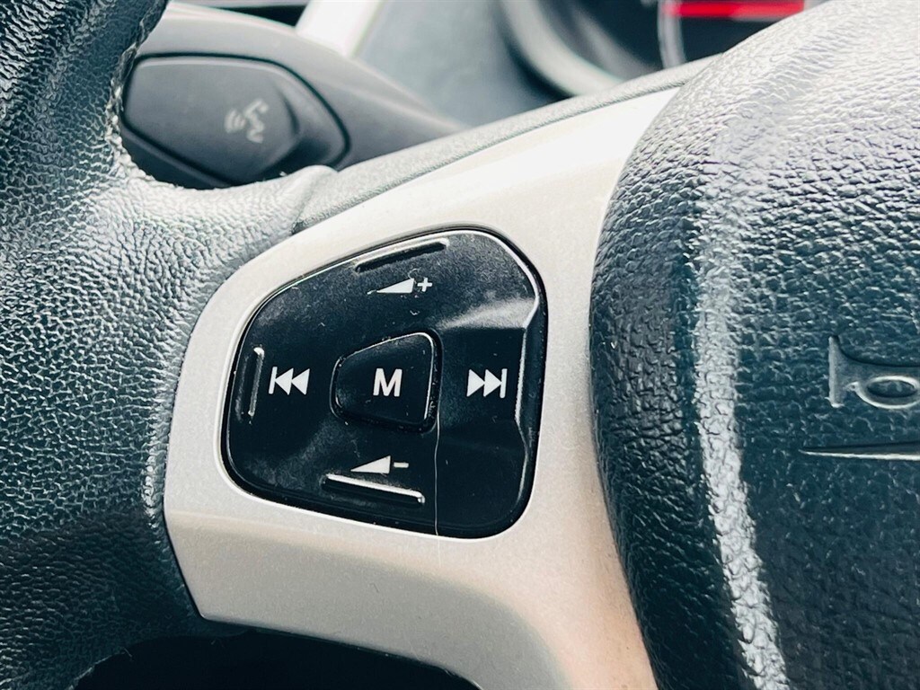 Used Ford Fiesta 2011 for sale - 78219097: Photo 37