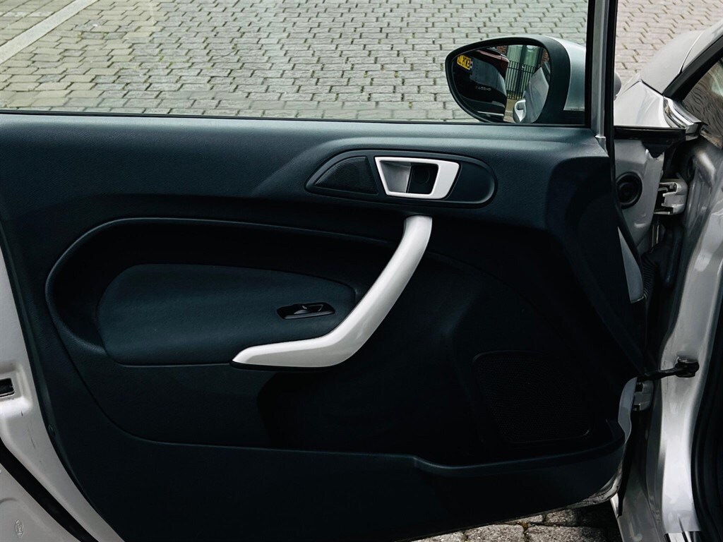 Used Ford Fiesta 2011 for sale - 78219097: Photo 44