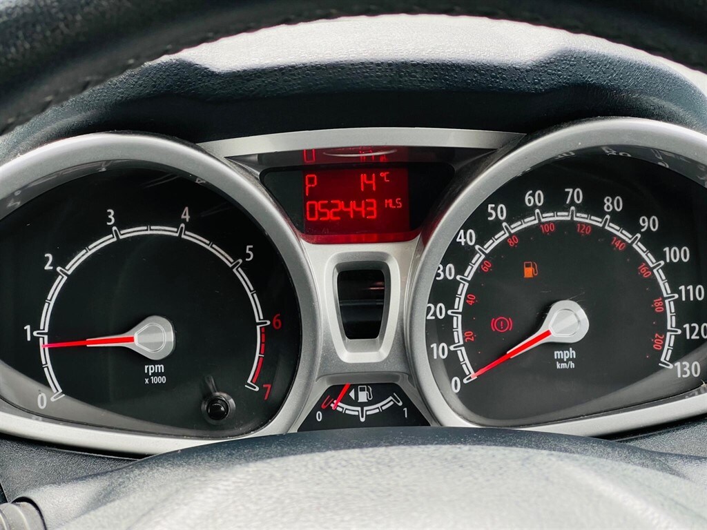 Used Ford Fiesta 2011 for sale - 78219097: Photo 49