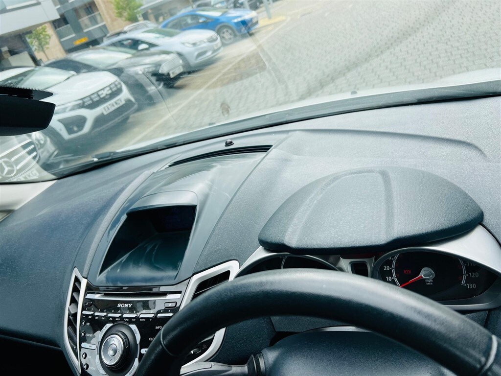 Used Ford Fiesta 2011 for sale - 78219097: Photo 65