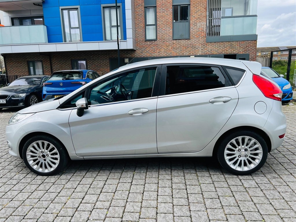 Used Ford Fiesta 2011 for sale - 78219097: Photo 8