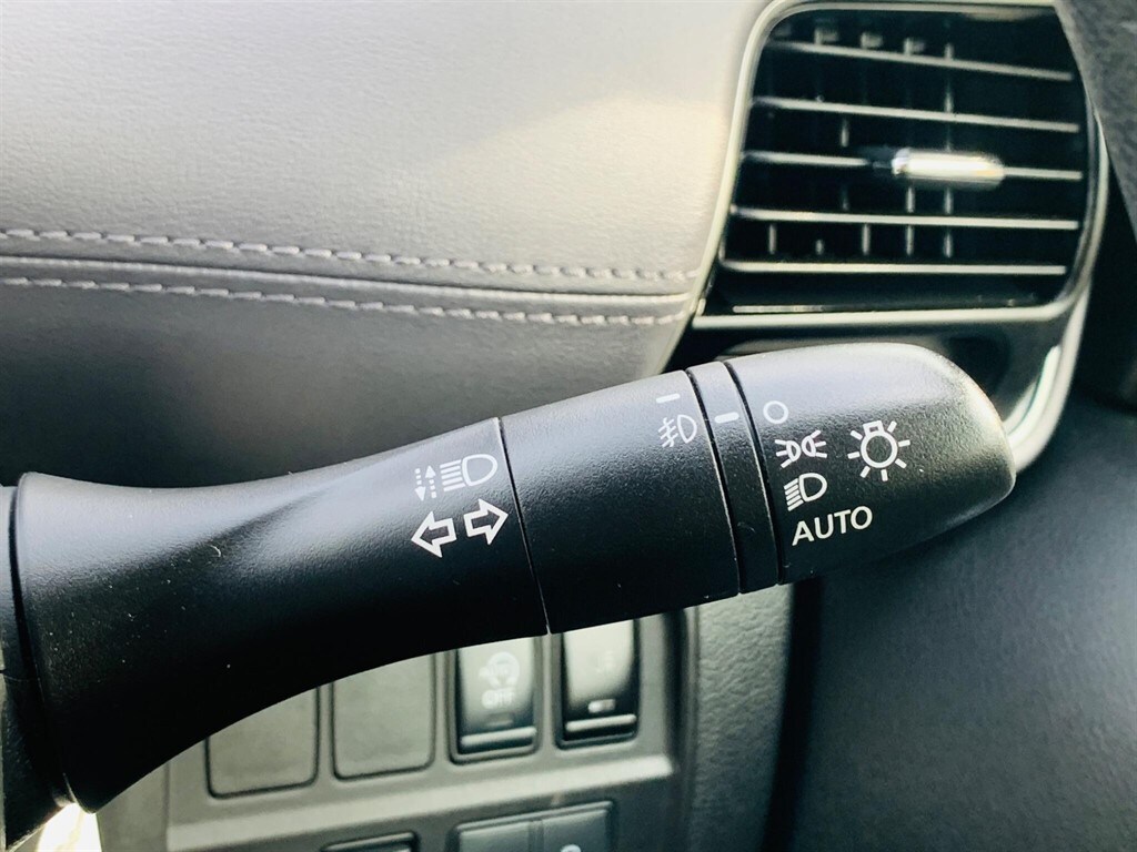 Used Nissan Serena 2019 for sale - 77826993: Photo 30