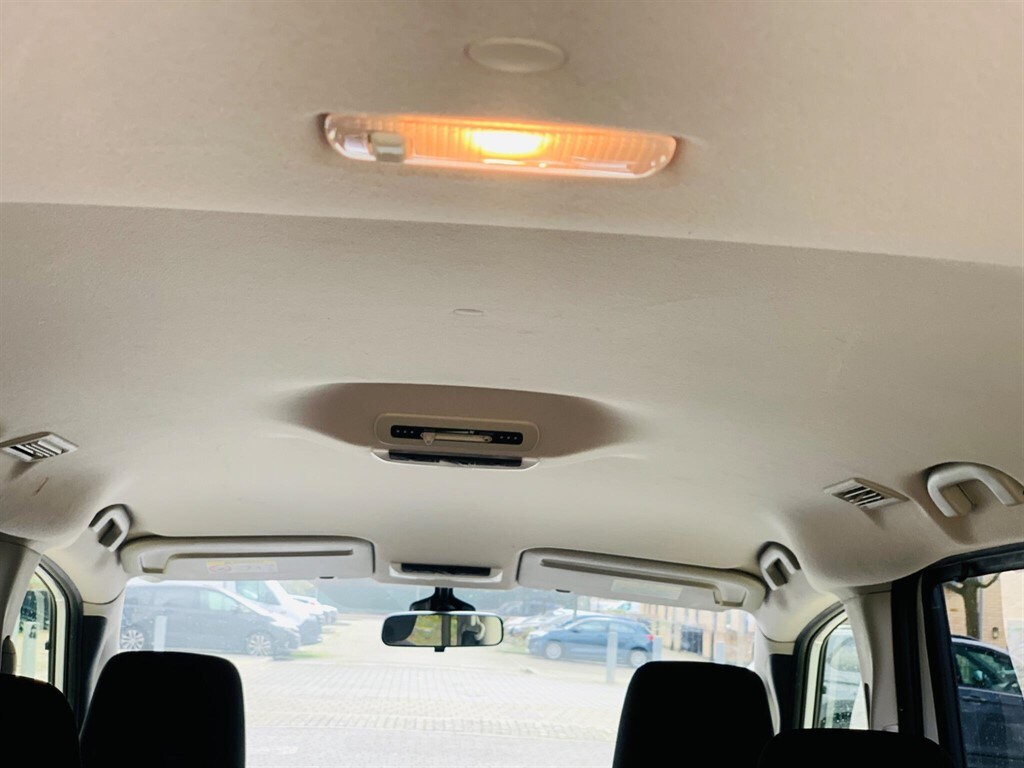 Used Nissan Serena 2019 for sale - 77826993: Photo 55