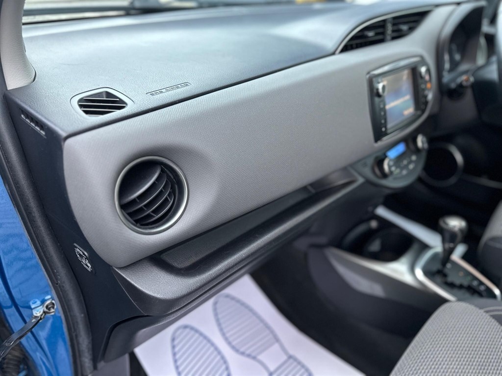 Used Toyota Yaris 2014 for sale - 76459378: Photo 12