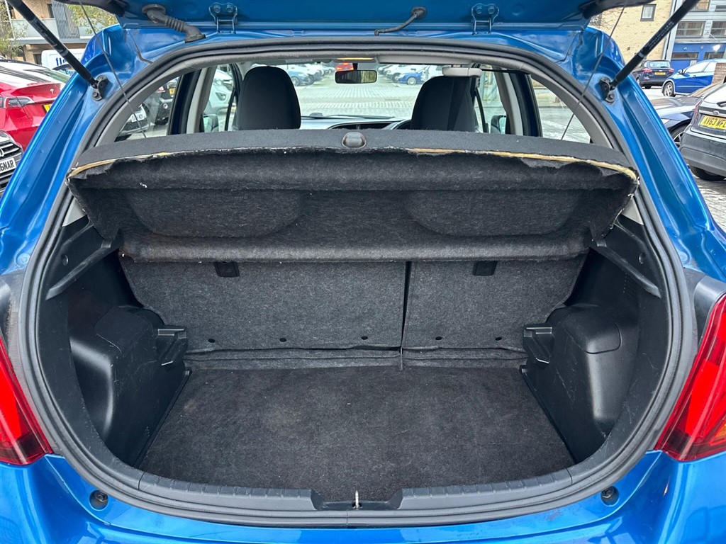 Used Toyota Yaris 2014 for sale - 76459378: Photo 21