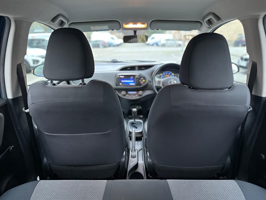 Used Toyota Yaris 2014 for sale - 76459378: Photo 23