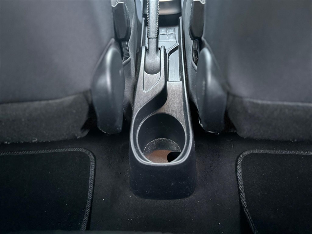 Used Toyota Yaris 2014 for sale - 76459378: Photo 28