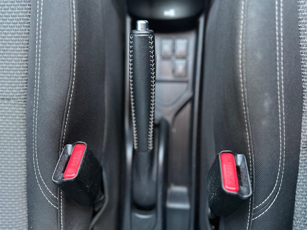 Used Toyota Yaris 2014 for sale - 76459378: Photo 29