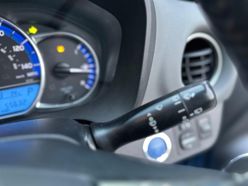 Used Toyota Yaris 2014 for sale - 76459378: Photo 35