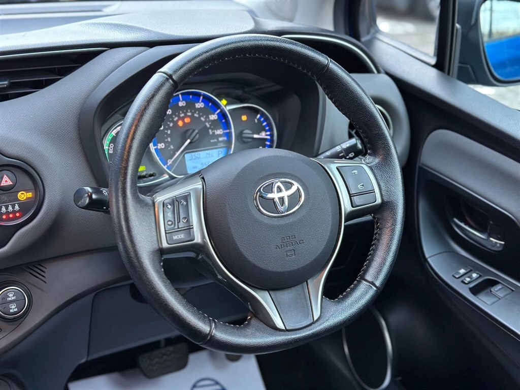 Used Toyota Yaris 2014 for sale - 76459378: Photo 37