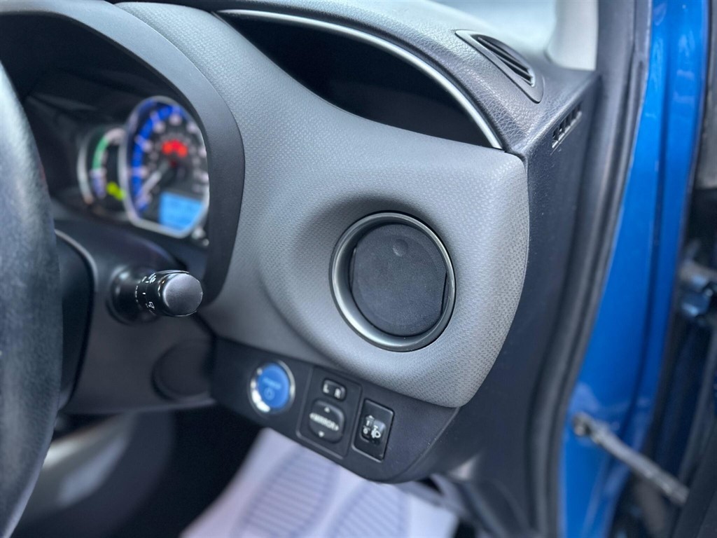 Used Toyota Yaris 2014 for sale - 76459378: Photo 48