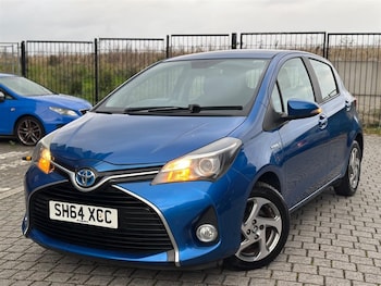 Used Toyota Yaris 2014 for sale - 76459378: Photo