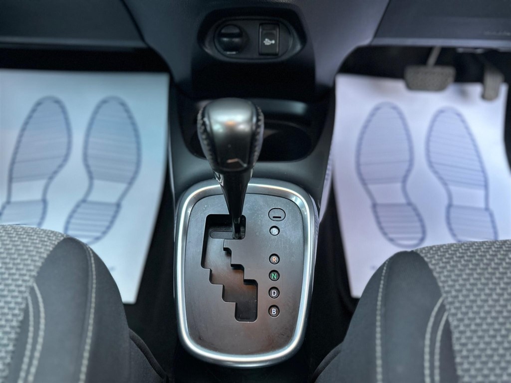 Used Toyota Yaris 2014 for sale - 76459378: Photo 50