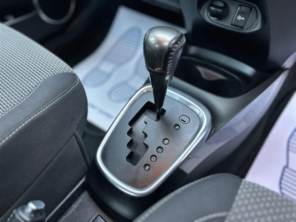 Used Toyota Yaris 2014 for sale - 76459378: Photo 51